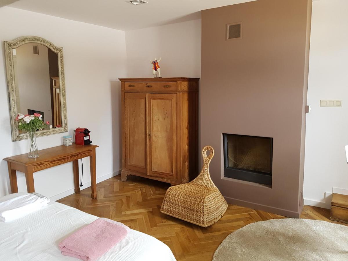 Le Triboureau Bed and Breakfast Écaussinnes-dʼEnghien Exteriör bild